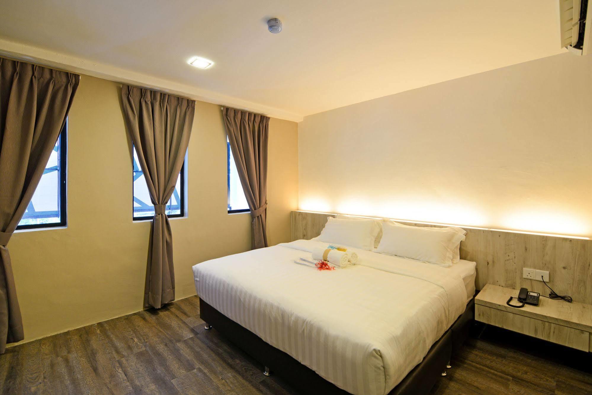 De Parkview Hotel Ίπο Εξωτερικό φωτογραφία